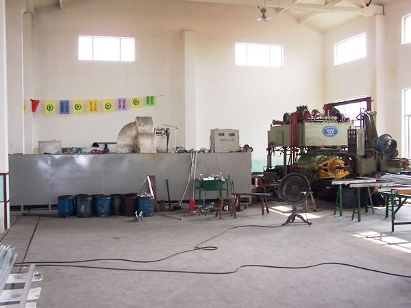 铝合金汽车用型材-630T挤压机